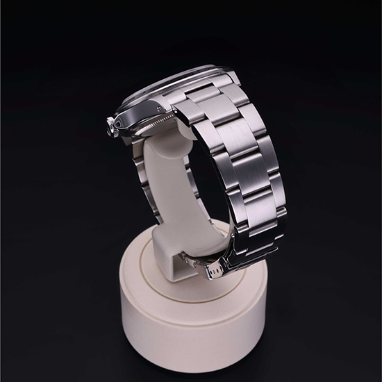 Rolex Certified Pre-Owned: Oyster Perpetual Explorer II, 40 mm, in Acciaio,  1997, 16570