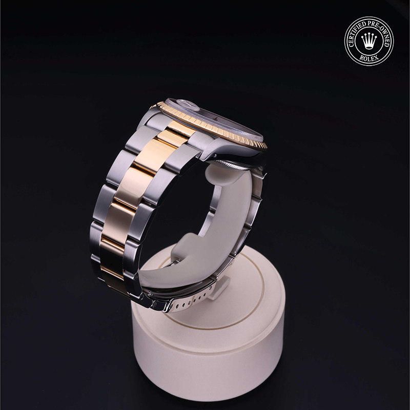 Rolex Certified Pre-Owned: Oyster Perpetual  Date 34, 34 mm, in Acciaio/oro G,  1994, 15223