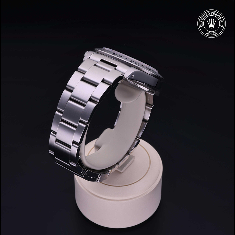 Rolex Certified Pre-Owned: Oyster Perpetual Explorer II, 40 mm, in Acciaio,  1998, 16570