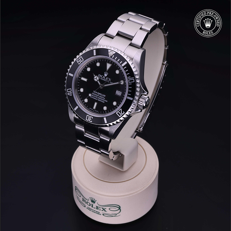 Rolex Certified Pre-Owned: Oyster Perpetual Sea-Dweller, 40 mm, in Acciaio,  2003, 16600